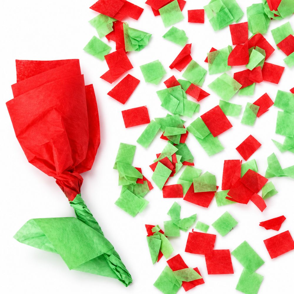 Flower Snow Storm in China – Red & Green Paper Rose Magic Trick
